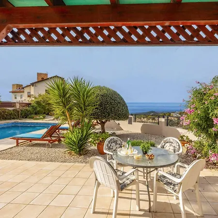 Villa Cliffside Tala