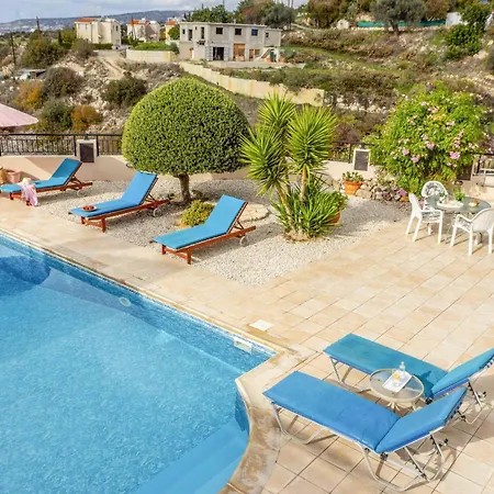 Villa Cliffside *
